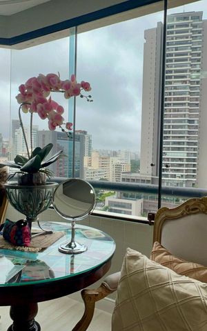 Apartamento para alugar com 200m², 3 quartos e 3 vagas Apartamento para alugar com 200m², 3 quartos e 3 vagasSuite