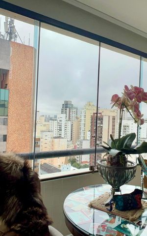 Apartamento para alugar com 200m², 3 quartos e 3 vagas Apartamento para alugar com 200m², 3 quartos e 3 vagasSuite