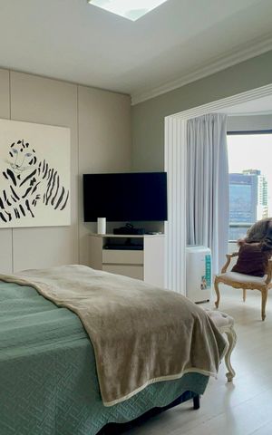 Apartamento para alugar com 200m², 3 quartos e 3 vagas Apartamento para alugar com 200m², 3 quartos e 3 vagasSuite