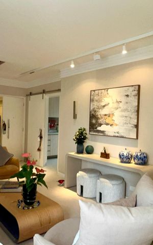 Apartamento para alugar com 200m², 3 quartos e 3 vagas Apartamento para alugar com 200m², 3 quartos e 3 vagasSala