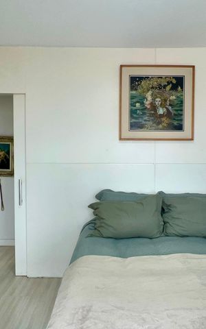 Apartamento para alugar com 200m², 3 quartos e 3 vagas Apartamento para alugar com 200m², 3 quartos e 3 vagasSuite