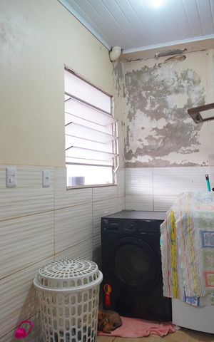 Casa à venda com 80m², 2 quartos e 2 vagasÁrea de Serviço