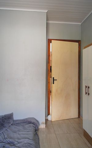Casa à venda com 80m², 2 quartos e 2 vagasQuarto 1
