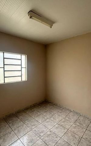 Casa para alugar com 120m², 3 quartos e 1 vagaSala