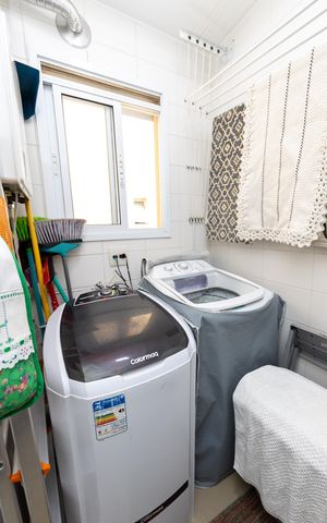 Apartamento à venda com 105m², 3 quartos e 2 vagas Apartamento à venda com 105m², 3 quartos e 2 vagasÁrea de Serviço