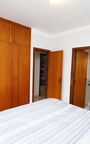 Apartamento à venda com 90m², 3 quartos e 2 vagasQuarto 2 - Suíte