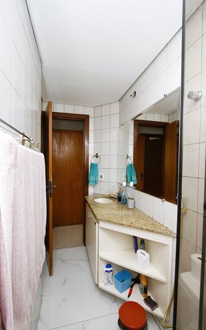 Apartamento à venda com 90m², 3 quartos e 2 vagasBanheiro Social
