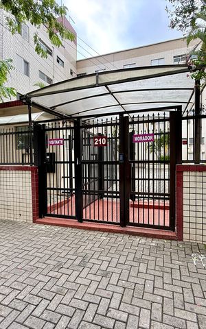 Apartamento para alugar com 42m², 2 quartos e 1 vaga Apartamento para alugar com 42m², 2 quartos e 1 vagaFachada