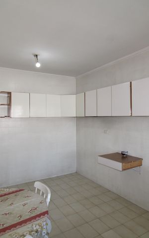 Casa para alugar com 250m², 3 quartos e 2 vagasCozinha