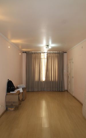Casa para alugar com 250m², 3 quartos e 2 vagasSala