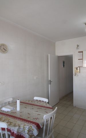 Casa para alugar com 250m², 3 quartos e 2 vagasCozinha