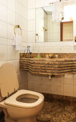 Apartamento à venda com 490m², 4 quartos e 4 vagas Apartamento à venda com 490m², 4 quartos e 4 vagasLavabo 2