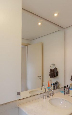 Apartamento à venda com 157m², 4 quartos e 2 vagas Apartamento à venda com 157m², 4 quartos e 2 vagasBanheiro da Suíte 2