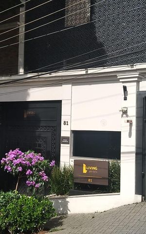Apartamento à venda com 81m², 3 quartos e 2 vagas Apartamento à venda com 81m², 3 quartos e 2 vagasFachada
