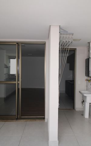 Apartamento à venda com 81m², 3 quartos e 2 vagasSala / Cozinha - Varanda