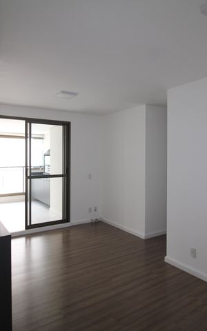 Apartamento à venda com 81m², 3 quartos e 2 vagasSala / Cozinha