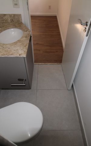 Apartamento à venda com 81m², 3 quartos e 2 vagasBanheiro