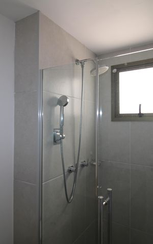 Apartamento à venda com 81m², 3 quartos e 2 vagasBanheiro 2