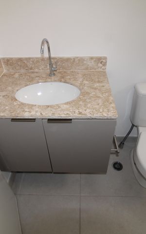Apartamento à venda com 81m², 3 quartos e 2 vagasBanheiro 2