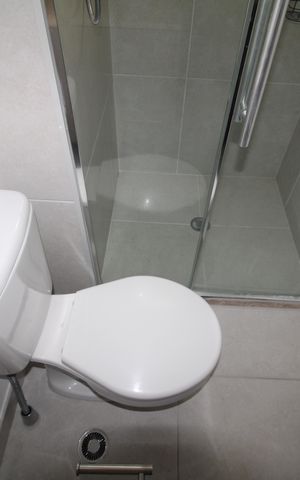 Apartamento à venda com 81m², 3 quartos e 2 vagasBanheiro 2