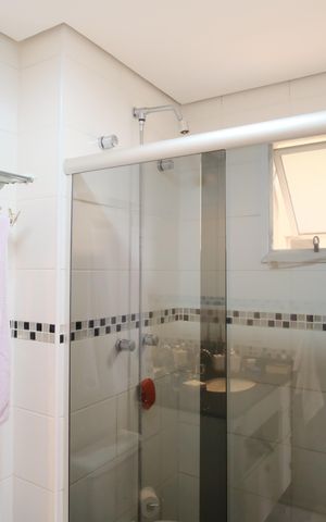 Apartamento à venda com 122m², 3 quartos e 2 vagasBanheiro da Suíte 1