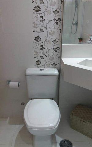 Apartamento à venda com 64m², 2 quartos e 1 vaga Apartamento à venda com 64m², 2 quartos e 1 vagaBanheiro