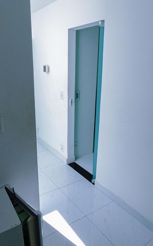 Casa à venda com 305m², 3 quartos e 2 vagas Casa à venda com 305m², 3 quartos e 2 vagasÁrea comum