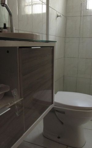 Casa à venda com 228m², 3 quartos e 3 vagasBanheiro 1