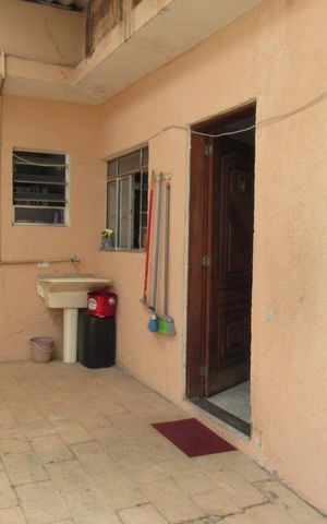 Casa à venda com 228m², 3 quartos e 3 vagasÁrea de Serviço 2