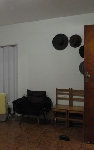 Casa à venda com 228m², 3 quartos e 3 vagasQuarto 2