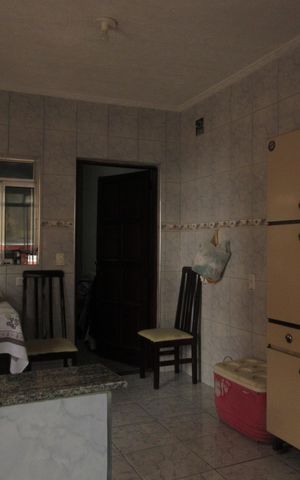 Casa à venda com 228m², 3 quartos e 3 vagasCozinha 2