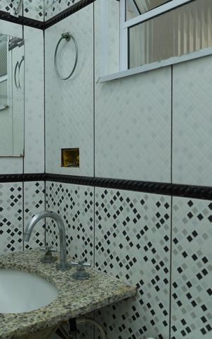 Casa para alugar com 80m², 4 quartos e 1 vagaBanheiro 2