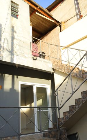 Casa para alugar com 80m², 4 quartos e 1 vagaFachada interna do imóvel