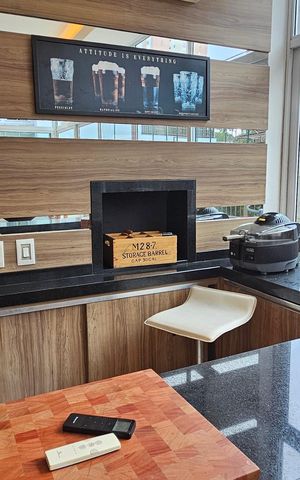 Apartamento à venda com 193m², 3 quartos e 2 vagas Apartamento à venda com 193m², 3 quartos e 2 vagasSala