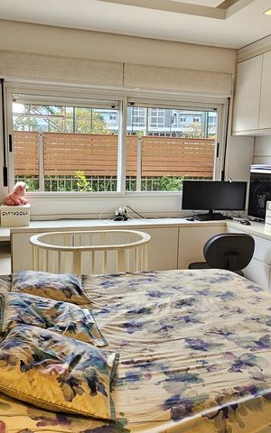 Apartamento à venda com 193m², 3 quartos e 2 vagas Apartamento à venda com 193m², 3 quartos e 2 vagasQuarto