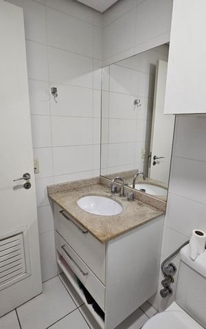 Apartamento à venda com 193m², 3 quartos e 2 vagas Apartamento à venda com 193m², 3 quartos e 2 vagasBanheiro