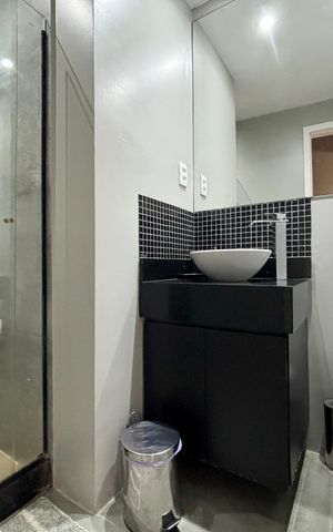 Apartamento à venda com 100m², 3 quartos e 1 vaga Apartamento à venda com 100m², 3 quartos e 1 vagaBanheiro social
