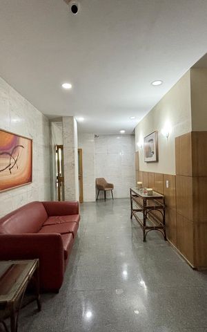 Apartamento à venda com 100m², 3 quartos e 1 vaga Apartamento à venda com 100m², 3 quartos e 1 vagaPortaria