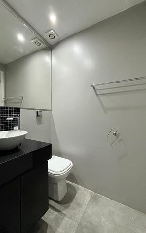 Apartamento à venda com 100m², 3 quartos e 1 vaga Apartamento à venda com 100m², 3 quartos e 1 vagaBanheiro social
