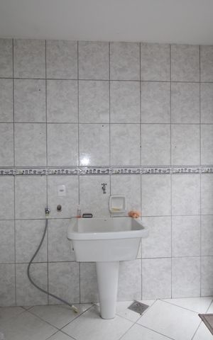 Casa para alugar com 64m², 1 quarto e 1 vagaÁrea de Serviço