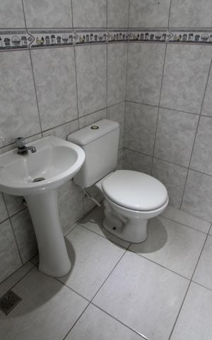Casa para alugar com 64m², 1 quarto e 1 vagaBanheiro de Serviço