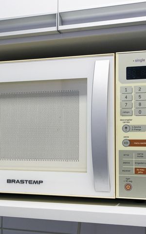 Apartamento à venda com 45m², 1 quarto e 1 vaga Apartamento à venda com 45m², 1 quarto e 1 vagaCozinha - Microondas