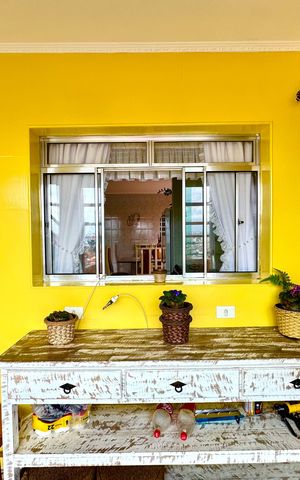 Casa à venda com 275m², 3 quartos e 4 vagas Casa à venda com 275m², 3 quartos e 4 vagasHall