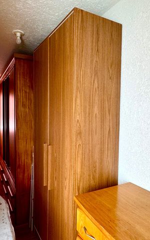Casa à venda com 275m², 3 quartos e 4 vagas Casa à venda com 275m², 3 quartos e 4 vagasCloset da suíte