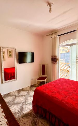 Casa à venda com 275m², 3 quartos e 4 vagas Casa à venda com 275m², 3 quartos e 4 vagasQuarto 1