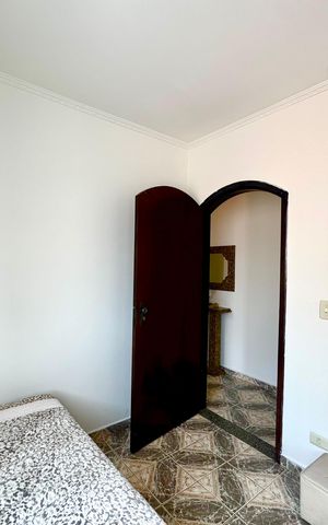 Casa à venda com 275m², 3 quartos e 4 vagas Casa à venda com 275m², 3 quartos e 4 vagasQuarto 2