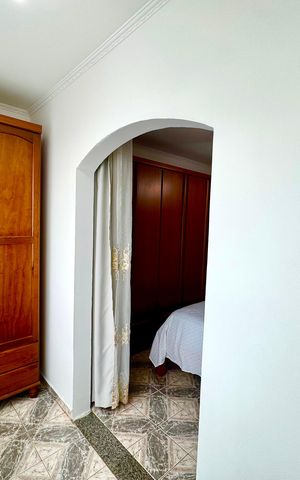 Casa à venda com 275m², 3 quartos e 4 vagas Casa à venda com 275m², 3 quartos e 4 vagasSacada da suite