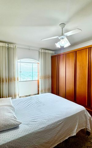Casa à venda com 275m², 3 quartos e 4 vagas Casa à venda com 275m², 3 quartos e 4 vagasSuite
