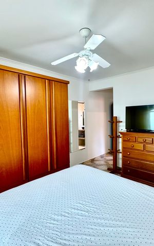 Casa à venda com 275m², 3 quartos e 4 vagas Casa à venda com 275m², 3 quartos e 4 vagasSuite