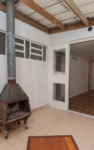 Casa à venda com 272m², 4 quartos e 3 vagasÁrea Comum 